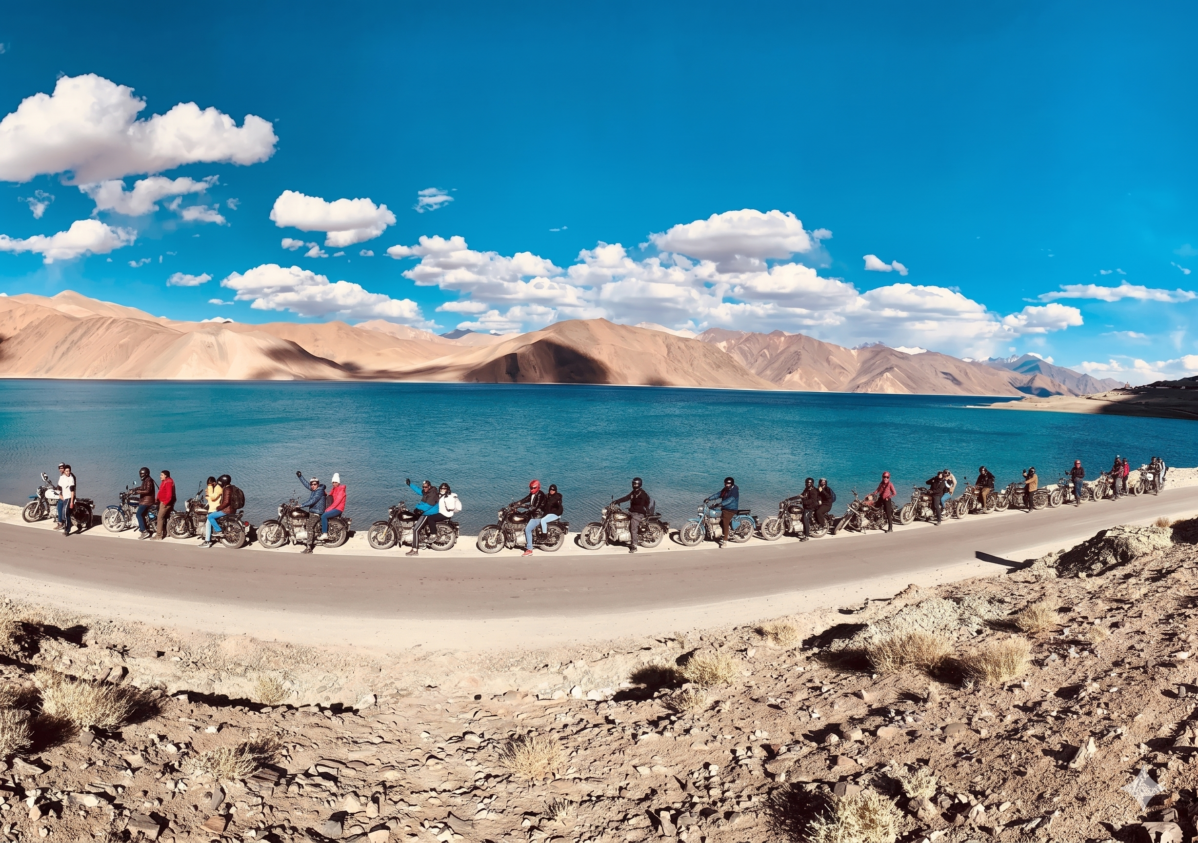 From Valleys to Peaks: The Scenic Srinagar to Leh Circuit